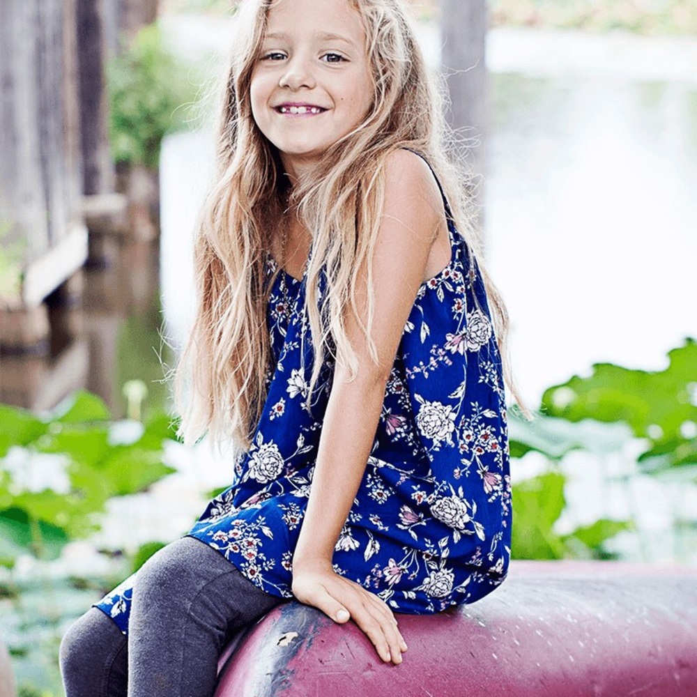 🌸Girls boutique Cami Top in blue floral